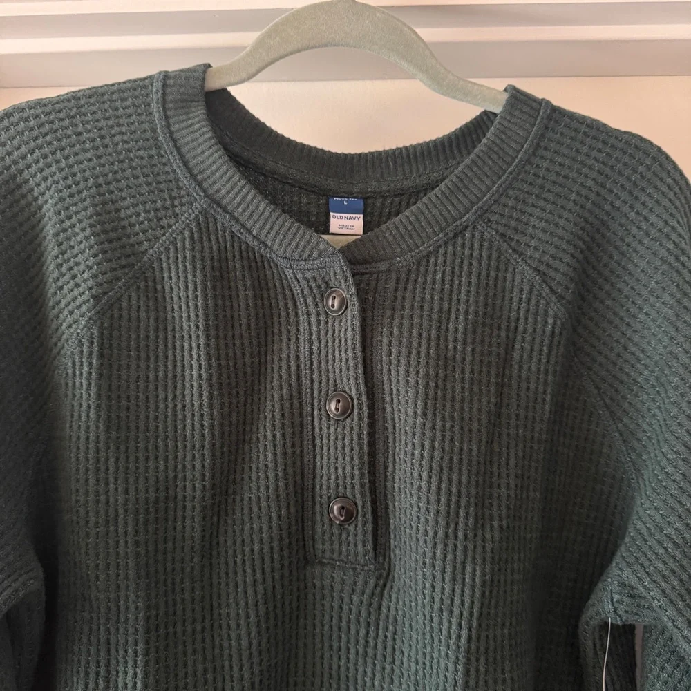 Old Navy Dark Green Waffle Knit Button Up Henley - Picture 2 of 6